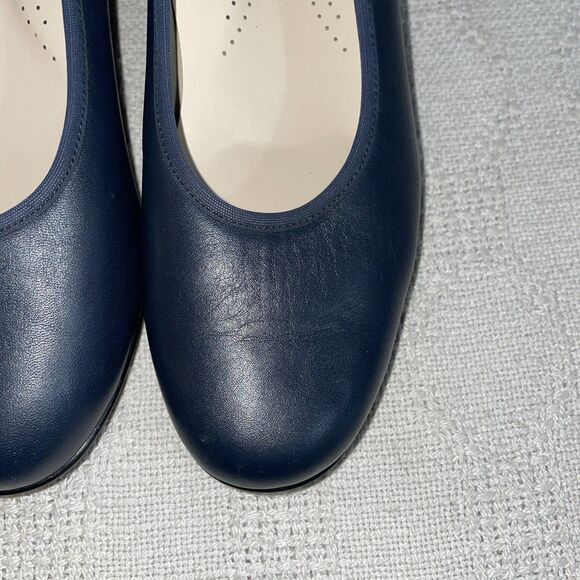 SAS Women’s Slip On Pumps Size 6 M Blue Leather Comfort Formal - Picture 9 of 12